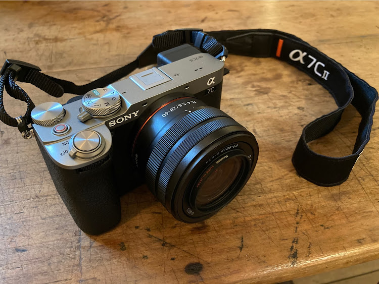 クロストレックのコスモス・備北丘陵公園・α7CⅡ・SEL85F18に関するカスタム事例の投稿画像2枚目