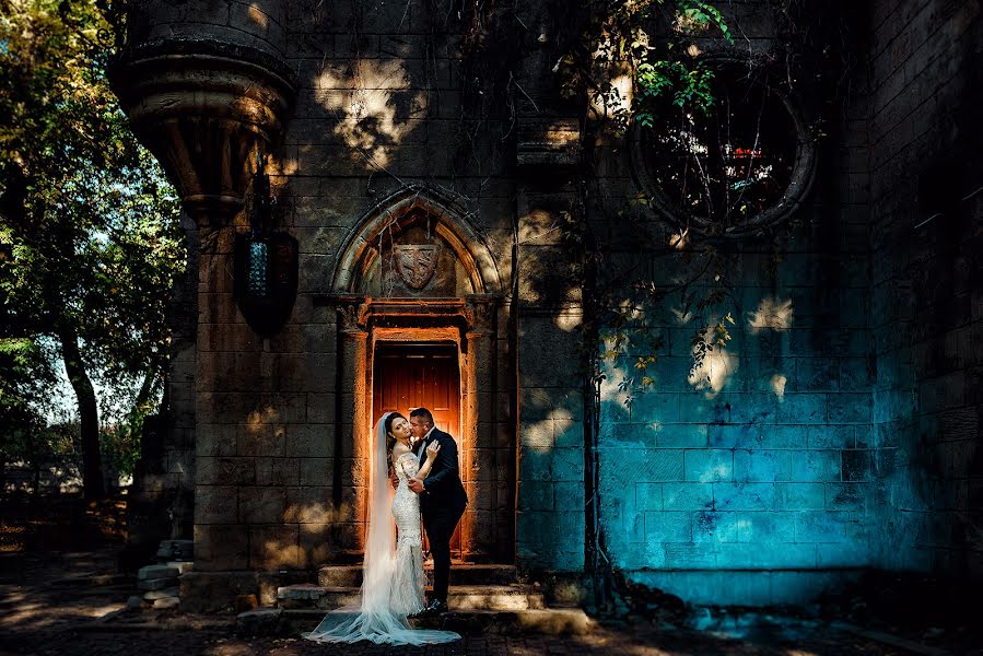 Wedding photographer Ionut Mircioaga (ionutmircioaga). Photo of 28 October 2021