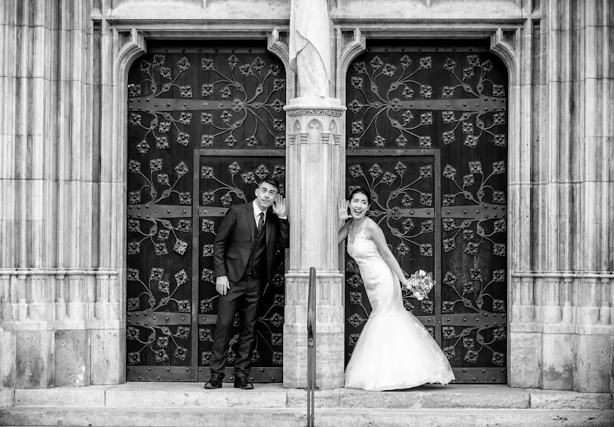 Fotógrafo de casamento Zoltán Varga (budapestwedshot). Foto de 6 de outubro 2018