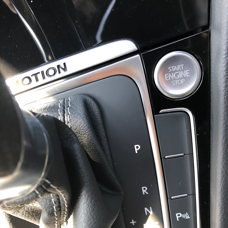 ゴルフ Rのリコール・ゴルフR・Mk7に関するカスタム事例の投稿画像1枚目