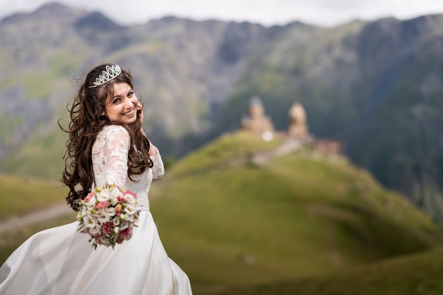 Fotógrafo de casamento Lasha Shalamberidze (photographerge). Foto de 25 de setembro 2022