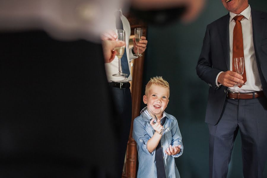 Fotógrafo de casamento Anna Kozdurova (chertopoloh). Foto de 31 de março 2016