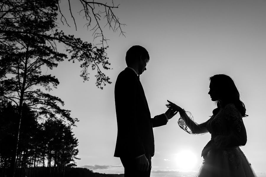 Wedding photographer Vladimir Lesnikov (lesnikov). Photo of 24 June 2022