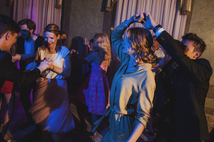 Fotógrafo de casamento Agnieszka Szymanowska (czescczolem). Foto de 6 de julho 2016