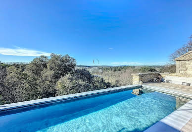 House with pool and terrace 4