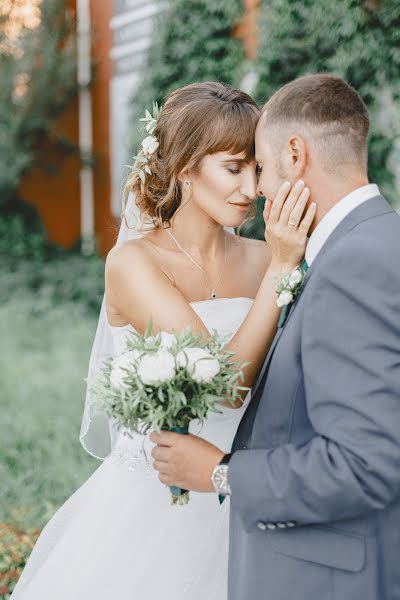 Fotógrafo de casamento Kristina Malyavkina (chrismal). Foto de 5 de dezembro 2017