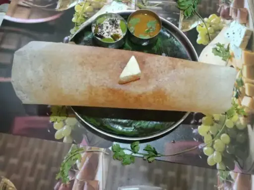 Paper Cheese Plain Dosa