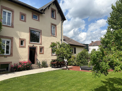 House with garden 1