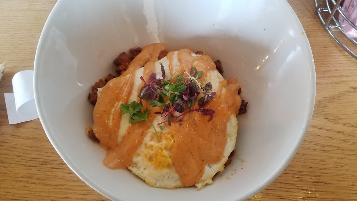 Chorizo hash bowl with smoky chipotle sauce