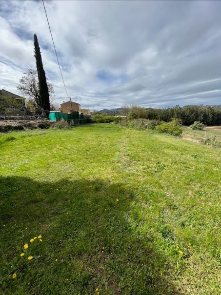 Vente terrain  540 m² à Rians (83560), 140 000 €