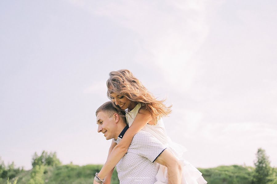 Fotografo di matrimoni Alena Ovchinnikova (alena89). Foto del 7 luglio 2015