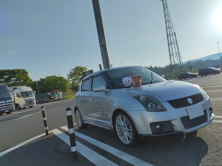 スイフトスポーツのスイスポ乗りと繋がりたい・ドライブに関するカスタム事例の投稿画像1枚目