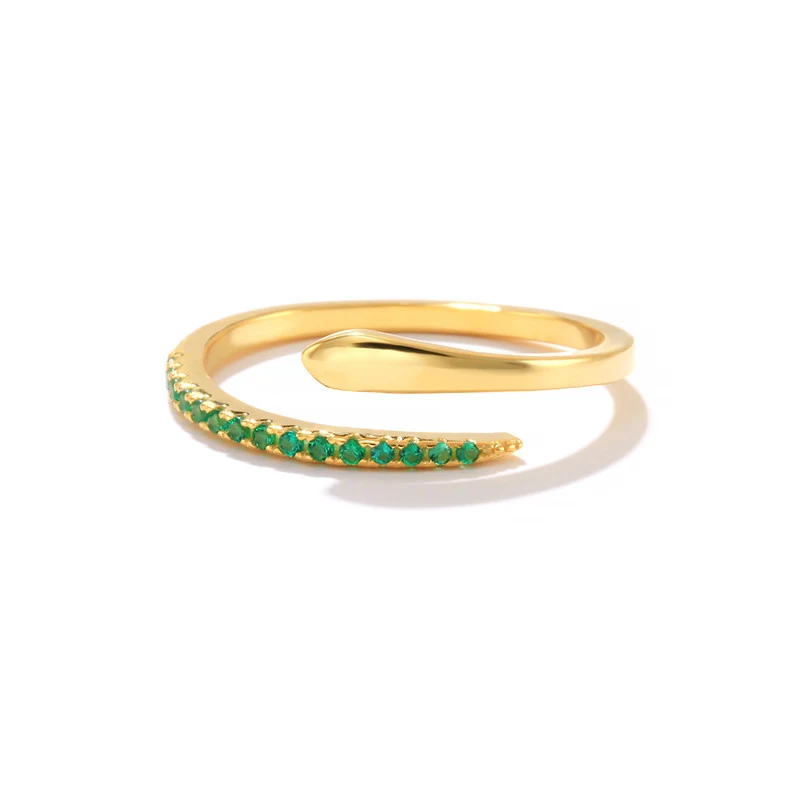 Bague diamant motif serpent créatif, un bijou unique pour un style élégant et raffiné, idéal pour toutes les occasions.