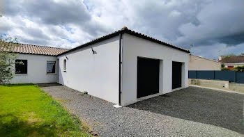 maison à Saint-Etienne-du-Bois (85)