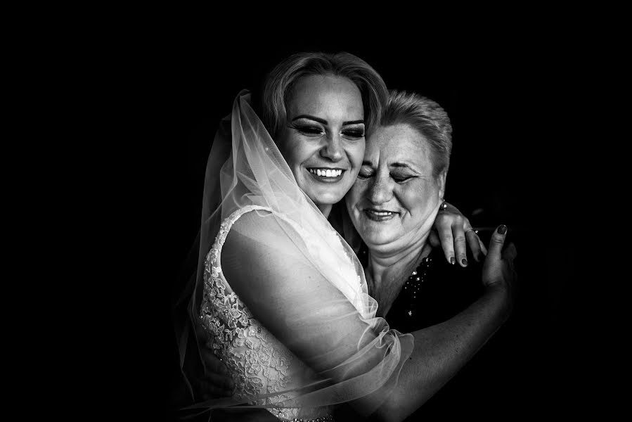 Hochzeitsfotograf Denisa-Elena Sirb (denisa). Foto vom 19. Oktober 2015