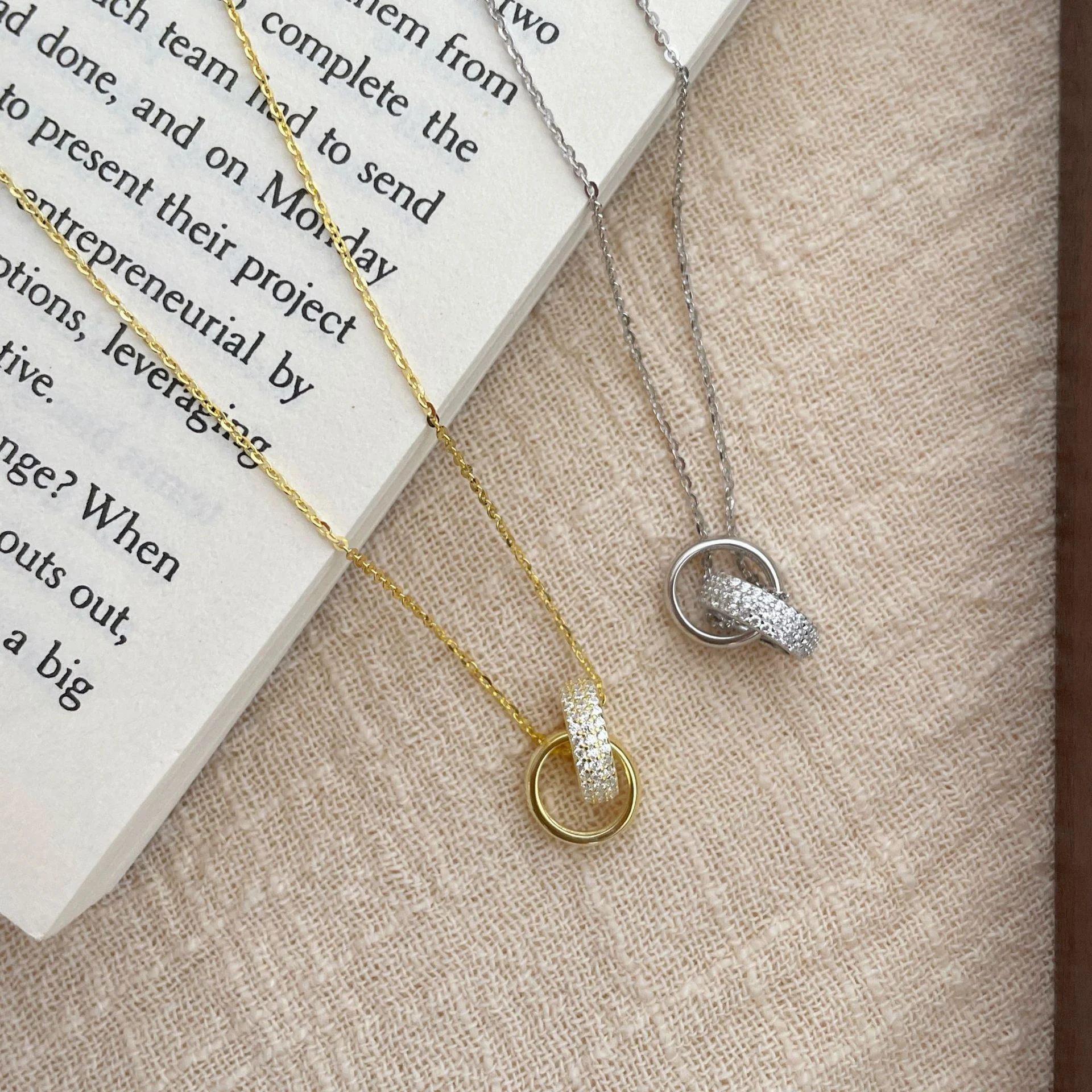 Title 8, S925 Sterling zilveren ketting met dubbele diam...