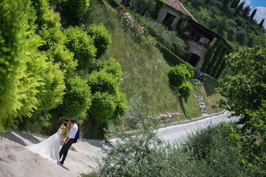 Wedding photographer Alessandro Zoli (zoli). Photo of 19 July 2016