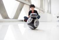 BB-9E App-Enabled Droid with Trainer