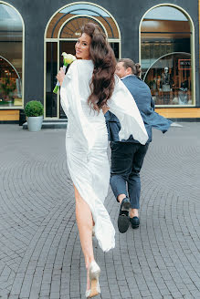 Photographe de mariage Vitaliy Ushakov (ushakovitalii). Photo du 17 mai 2022