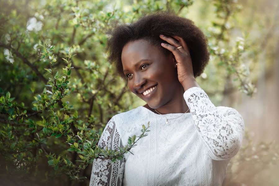 Wedding photographer Elena Sellberg (studioelenafoto). Photo of 16 July 2019