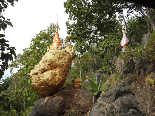 Wat Phrathat Doi Hin Kio