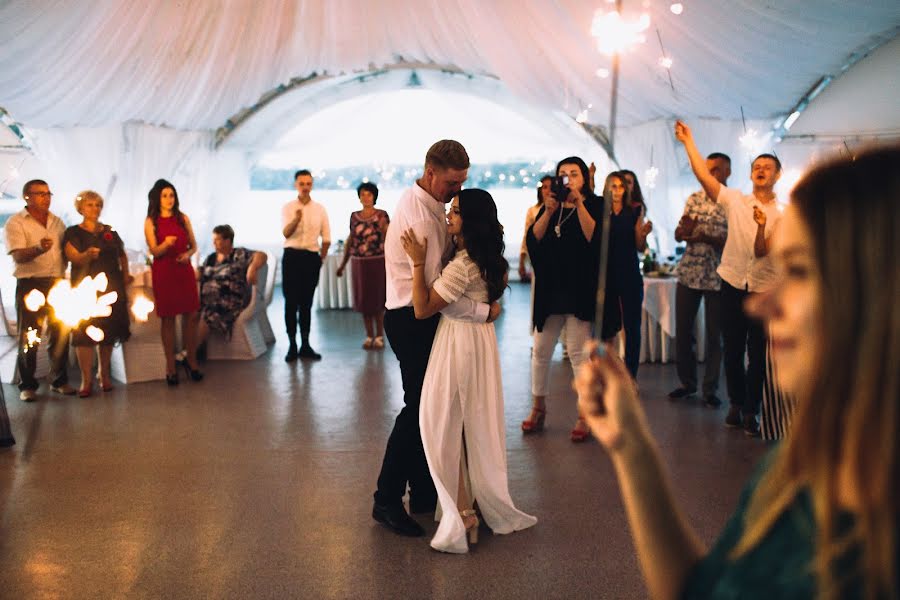 Fotógrafo de bodas Aleksandr Savchenko (savchenkosash). Foto del 11 de septiembre 2018