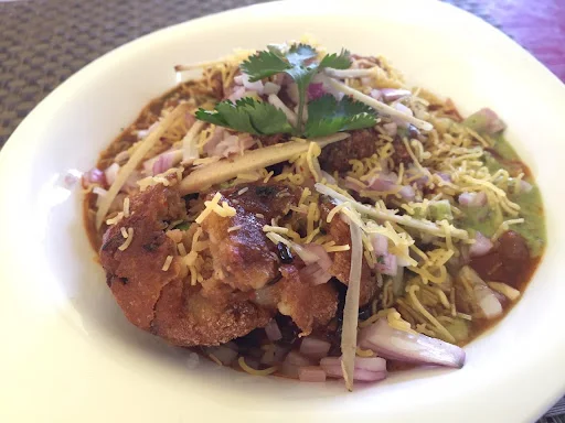 Aloo Tikki Chaat