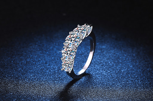 Title 1, Womens Casual Moissanite Pure Silver Ring, a s...