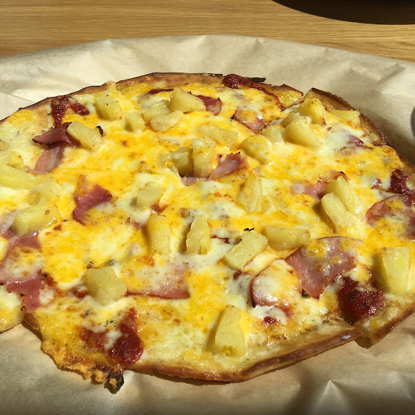 Sweet pig pizza