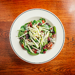 Walnut Crunch Salad