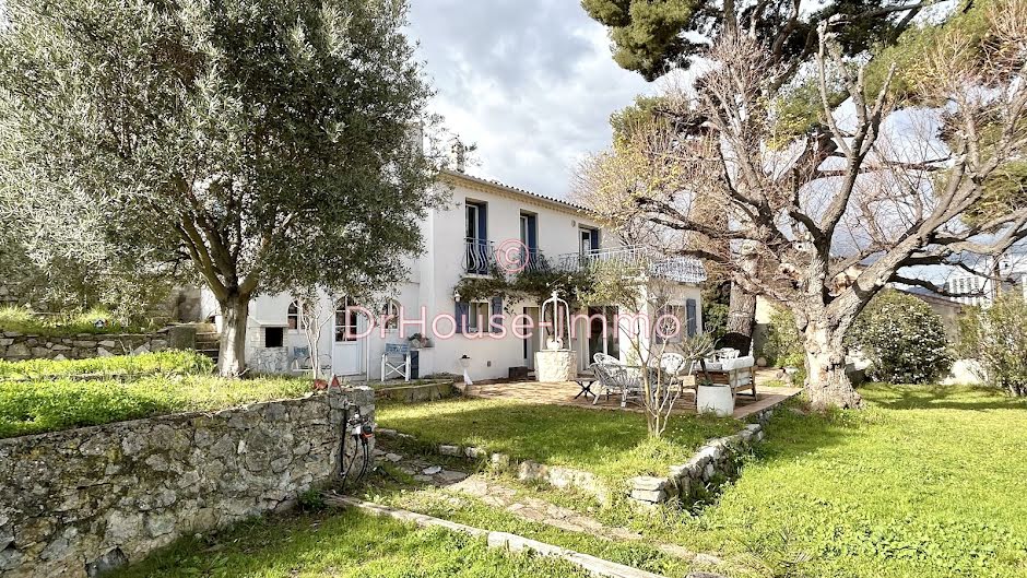 Vente maison 5 pièces 112 m² à Toulon (83000), 600 000 €