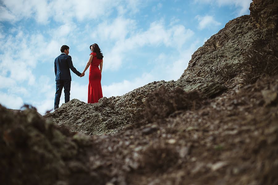 Wedding photographer Nurbek Akhunbaev (onlineprofi). Photo of 3 April 2017