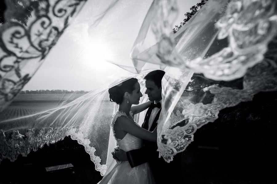 Fotografo di matrimoni Attila Szabó (attilaszabo). Foto del 14 ottobre 2016