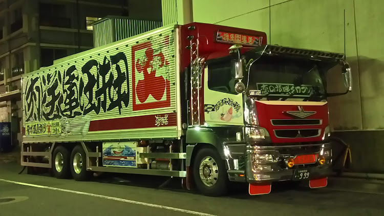 おやびん IT's MEN★CLUBさんが投稿したデコトラ・押田運送・椎名急送・一番星・ジョナサンに関するカスタム事例の投稿画像3枚目