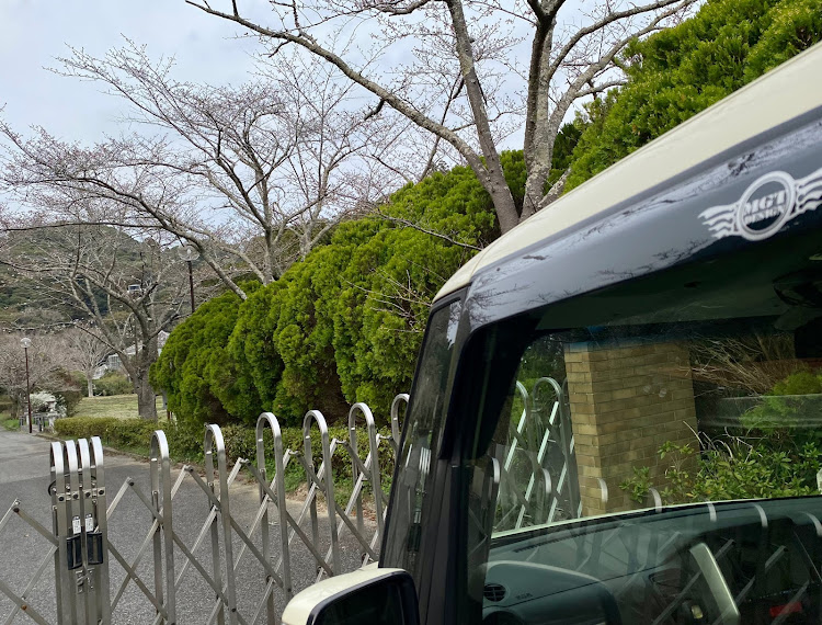 マミムメモーターさんが投稿したけむりとタイヤかす・エキゾーストノート・花粉と黄砂・お身体に気をつけて・see you💕に関するカスタム事例の投稿画像9枚目