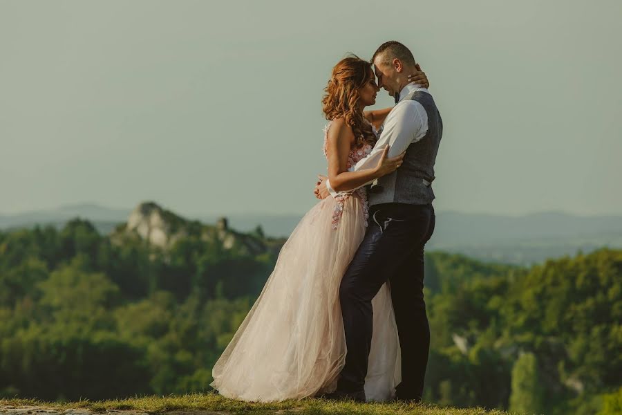 Fotografer pernikahan Dominik Cieśla (dominikciesla). Foto tanggal 15 Juli 2022