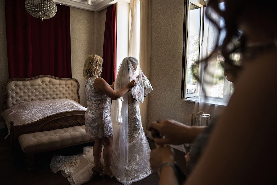 Wedding photographer Irina Rusinova (irinarusinova). Photo of 12 June 2018