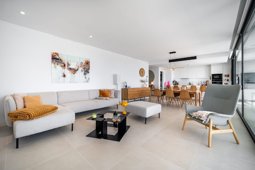Apartment with terrace and pool 3
