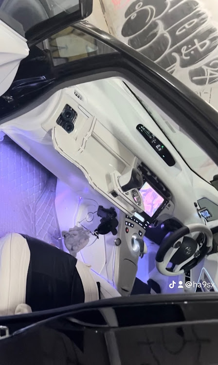 プリウスのプリウス・プリウス30・ドライブ・宮城県・車が好きな人と繋がりたいに関するカスタム事例の投稿画像1枚目
