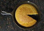 Southern-Style Cornbread was pinched from <a href="http://southernfood.about.com/od/cornbread/r/bl50926b.htm" target="_blank">southernfood.about.com.</a>