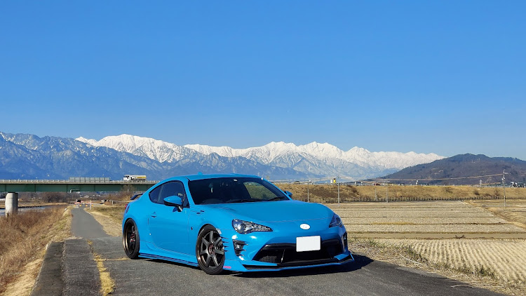 86の冬の信州で会いましょう・ハチビー愛好会・長野スゲー・安心してください晴れてます・パクりではないです👴に関するカスタム事例の投稿画像1枚目