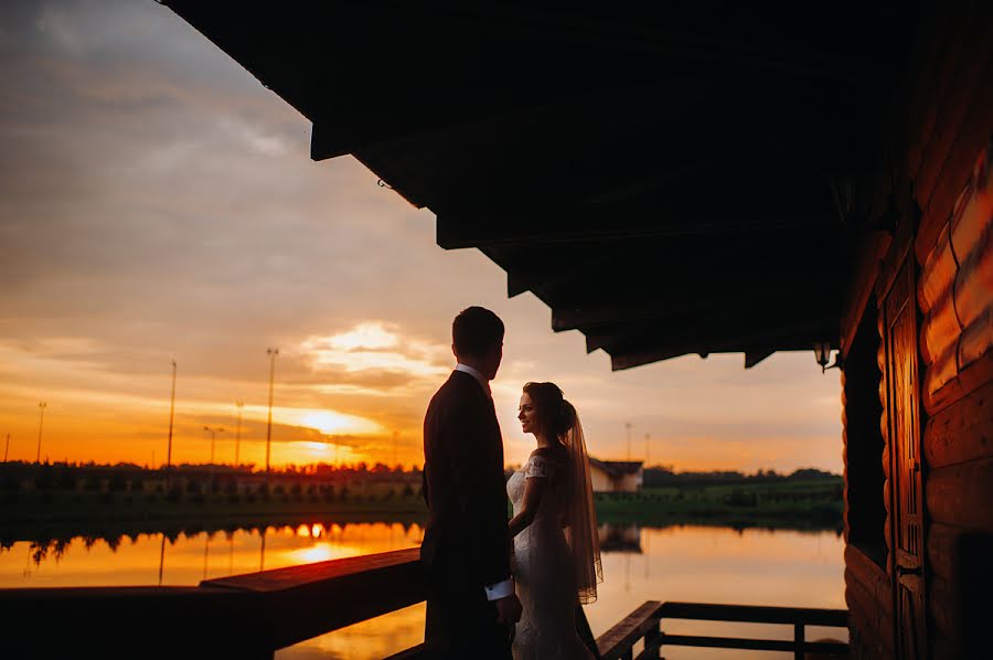 Photographe de mariage Aleksandr Lobach (lobach). Photo du 30 novembre 2018