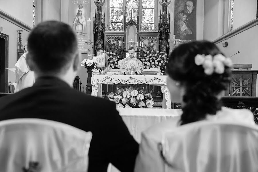 Fotografo di matrimoni Dariusz Poniatowski (poniatowski). Foto del 24 febbraio 2020