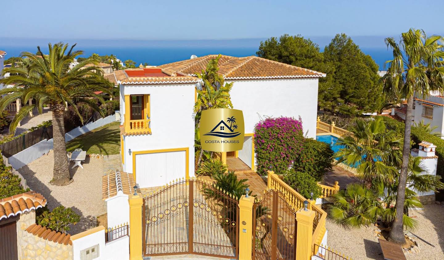 Property with pool Xàbia