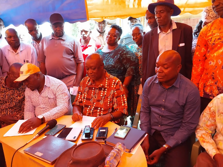 ODM Bondo branch chairman and Siaya Senator Oburu Oginga (center), Branch vice chairperson George Mawere and new branch secretary and East Yimbo MCA Francis Otiato on February 13, 2023.