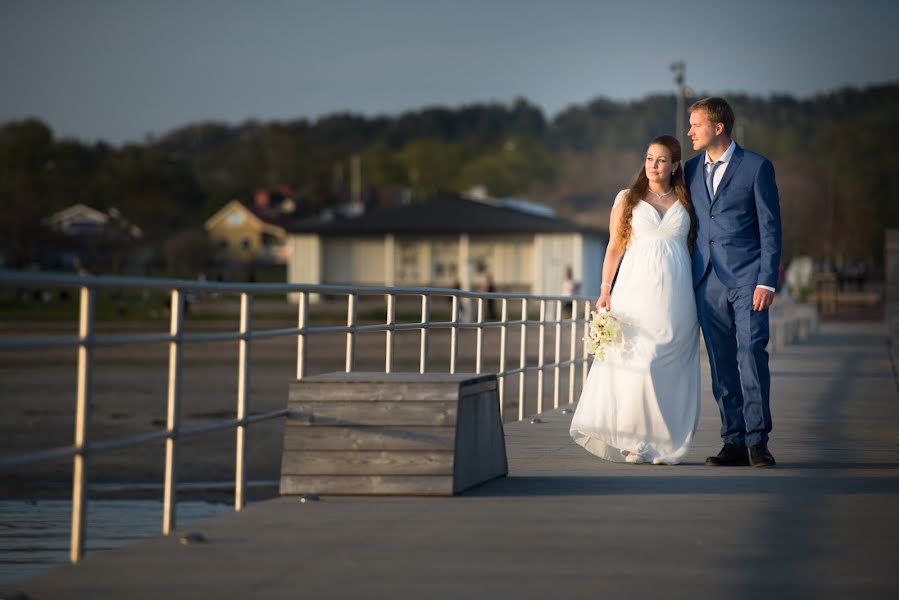 Fotógrafo de casamento Catalin Ionescu (ionescu). Foto de 8 de maio 2016