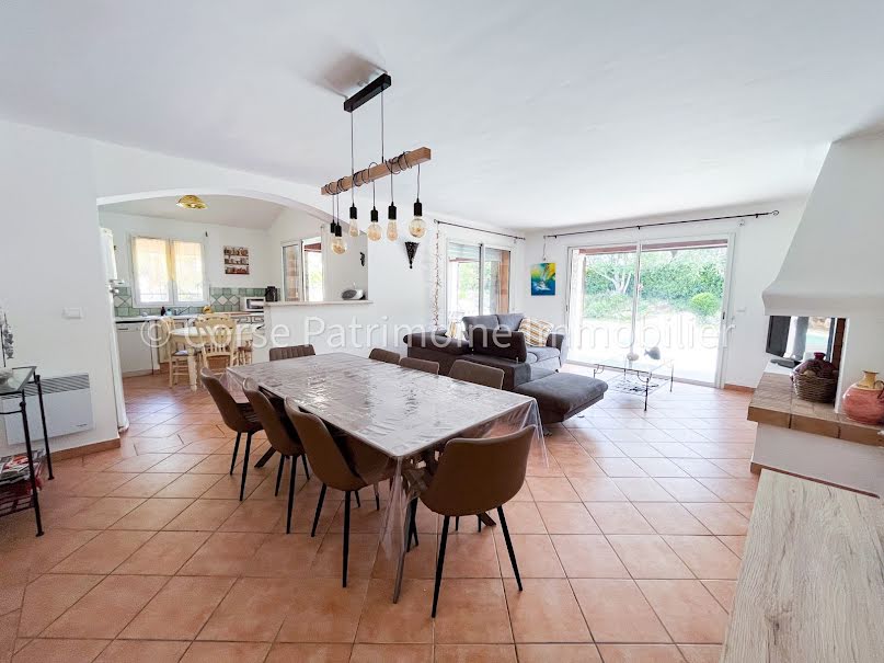 Vente maison 4 pièces 103 m² à Sainte lucie de porto vecchio (20144), 750 000 €