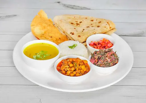 Veg Maharashtrian Thali