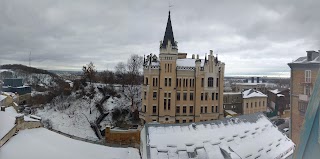 Andreevsky Mansard Hotel