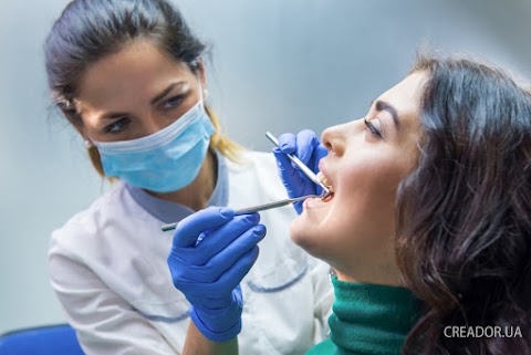 Стоматологія PlombirDental